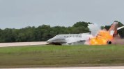 private-plane-crashed-sunday-runway-1086850422.jpg