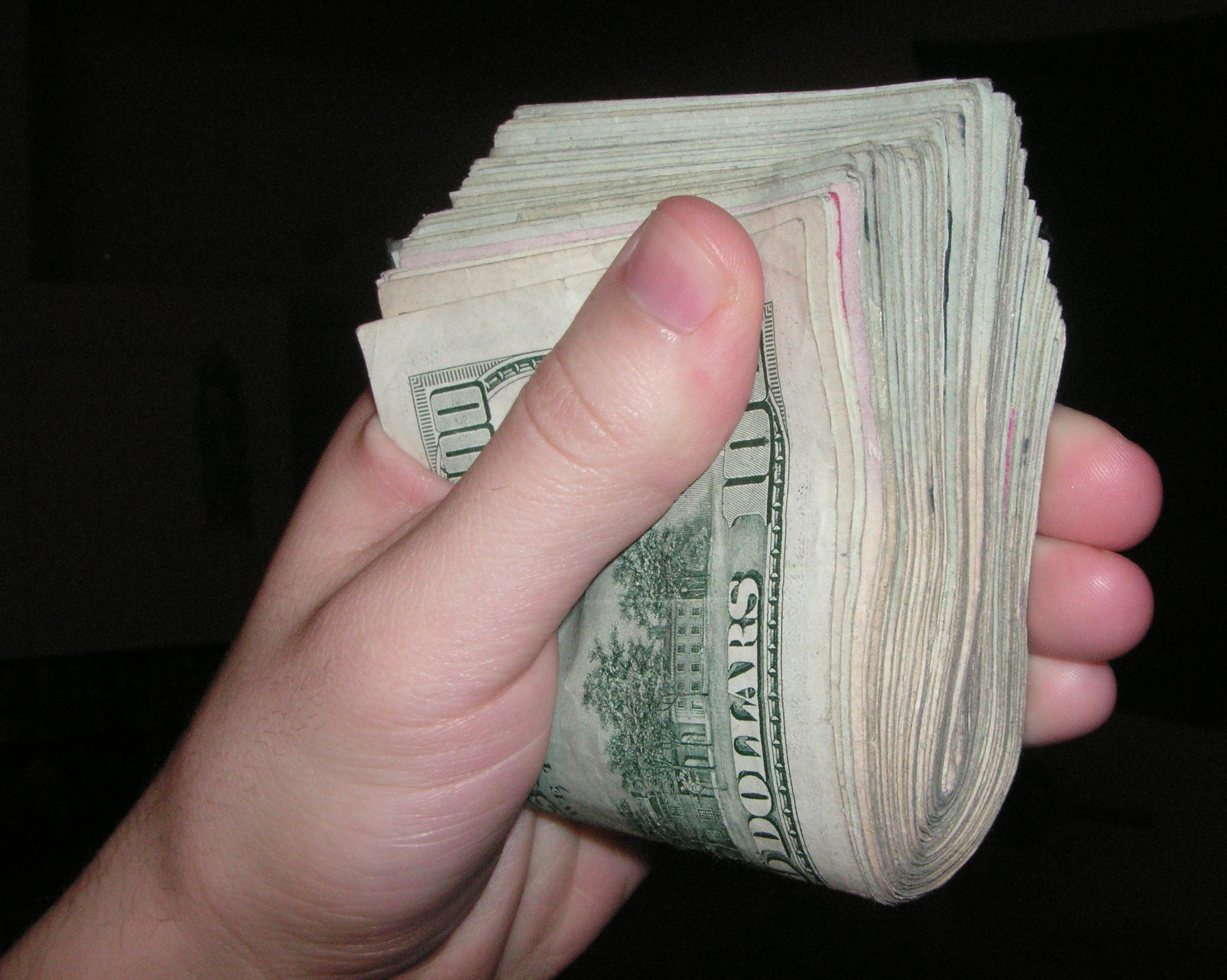 hand-of-cash.jpg