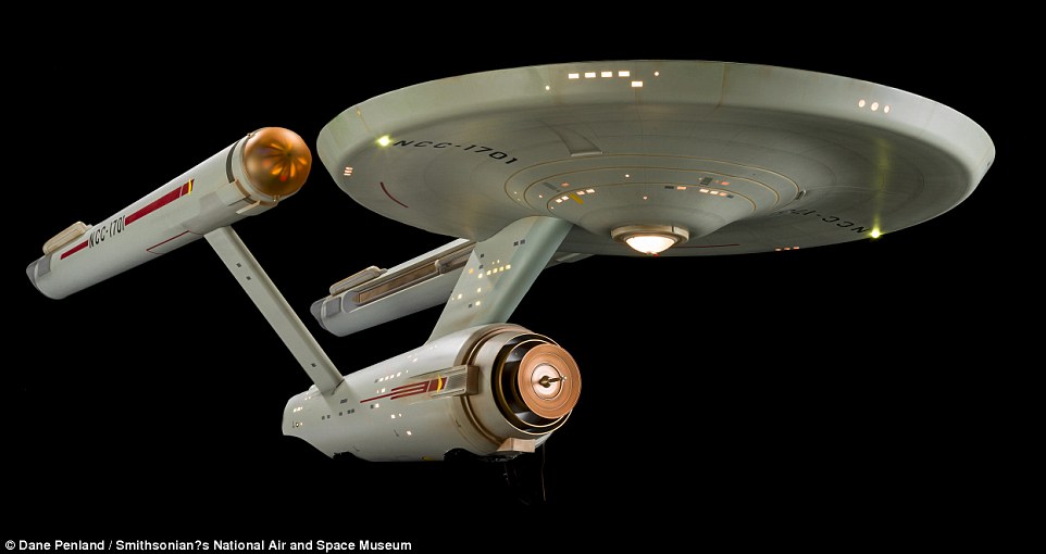 35C269C800000578-3664656-The_Starship_Enterprise_has_travelled_back_in_time_to_its_glory_-a-61_1467145331713.jpg