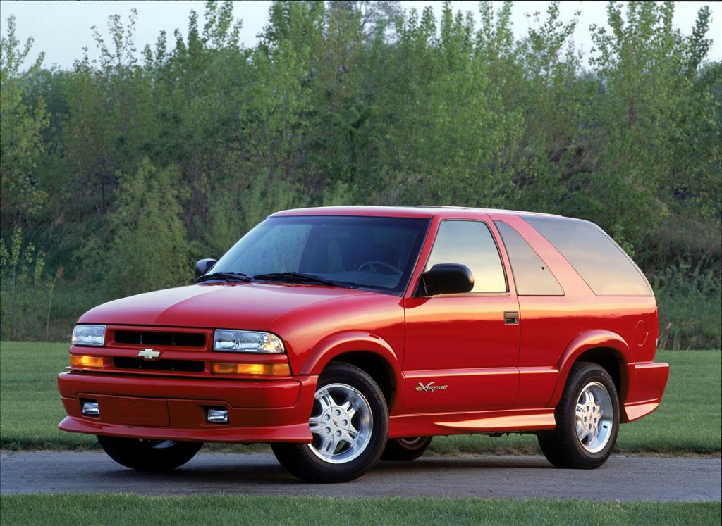 2002-Chevrolet-Blazer-SUV_Image-05-1024.jpg
