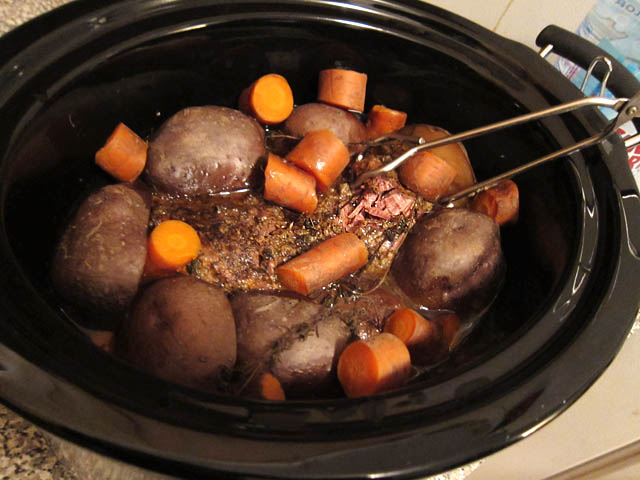 04-Cooked-Pot-Roast-in-a-Crock-Pot.jpg