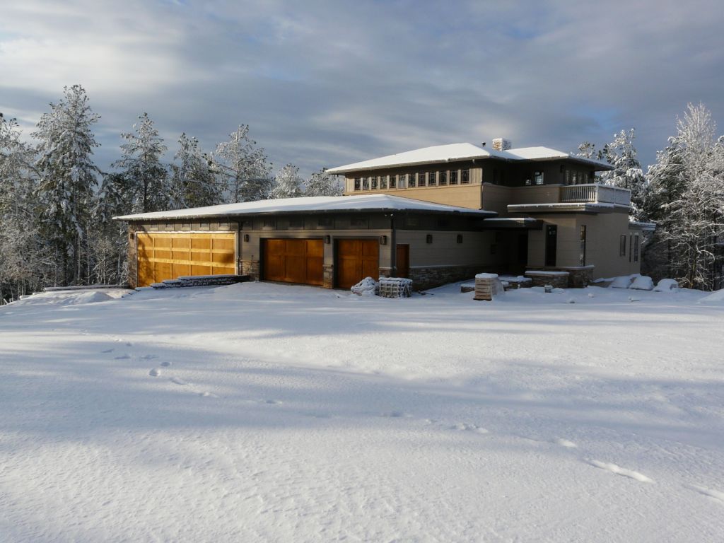 House-Snow.JPG