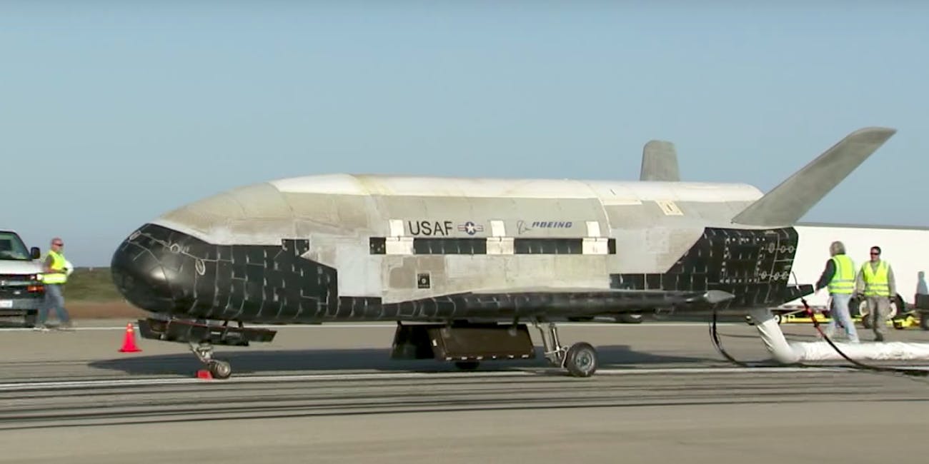 the-x-37b-orbital-test-vehicle-landing-in-2012.png