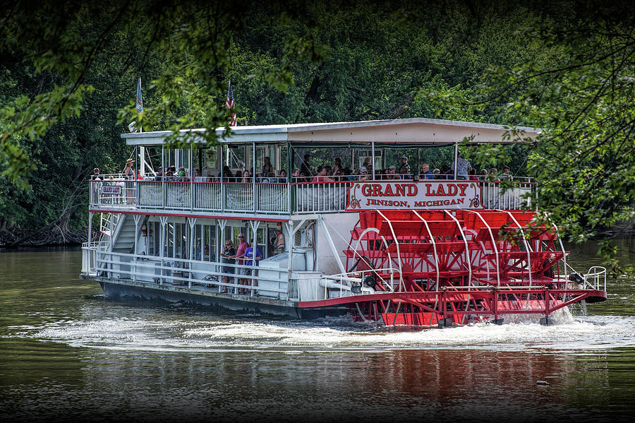 river-cruise-with-the-grand-lady-paddle-wheel-boat-on-the-grand-river-randall-nyhof.jpg