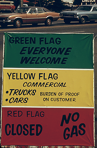 FLAG_POLICY_DURING_THE_1973_oil_crisis.gif