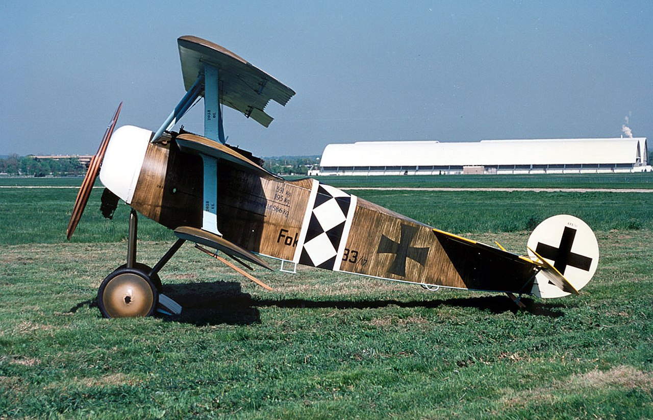 1280px-Fokker_Dr._I_USAF.jpg