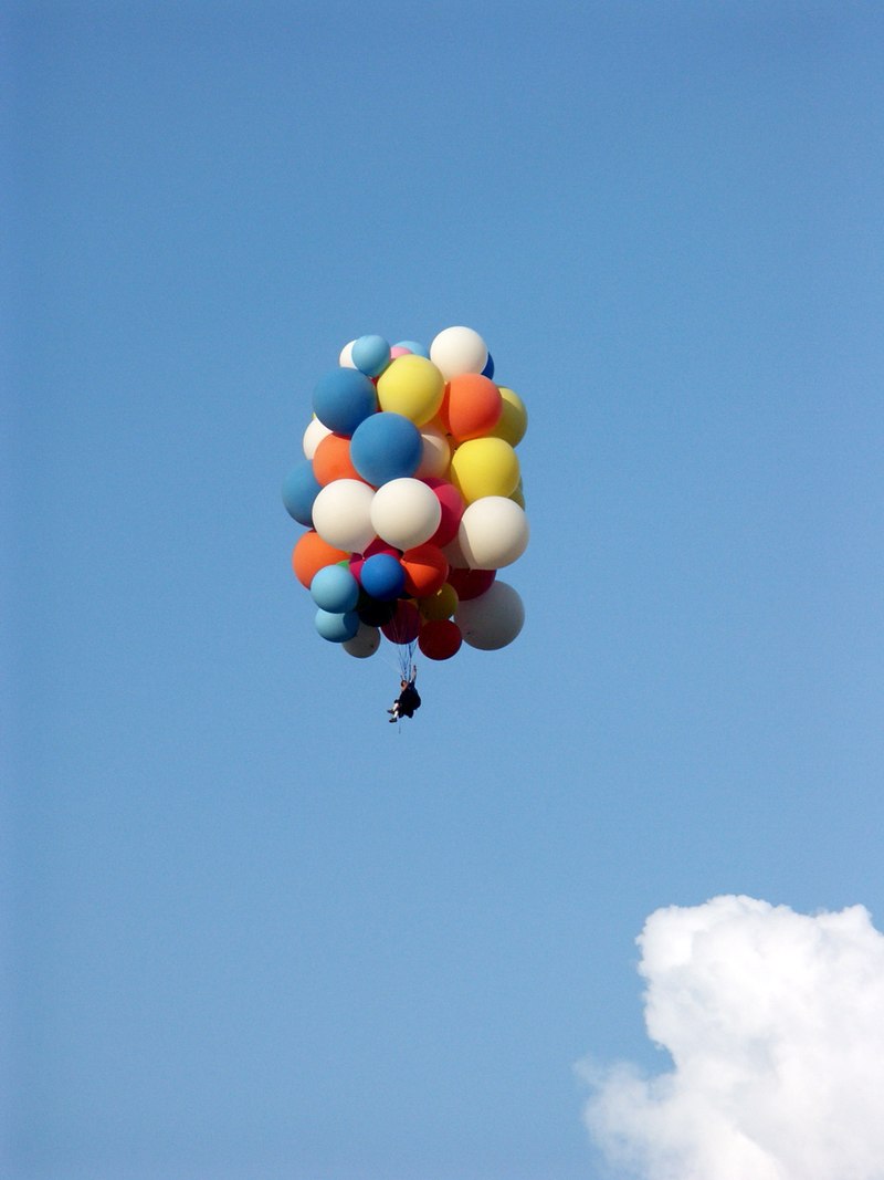 800px-Cluster_Ballooning.jpg
